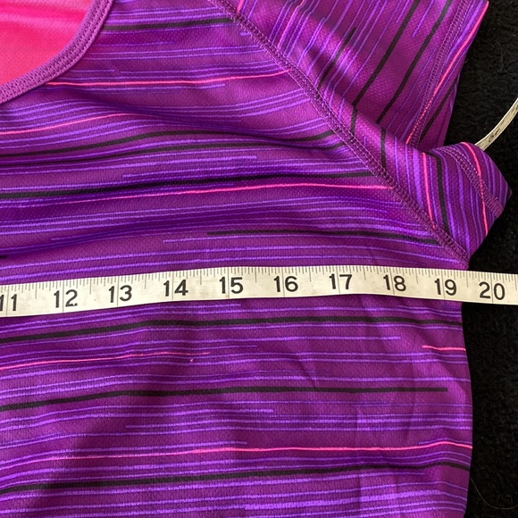 Champion work out top NWOT - Picture 4 of 5